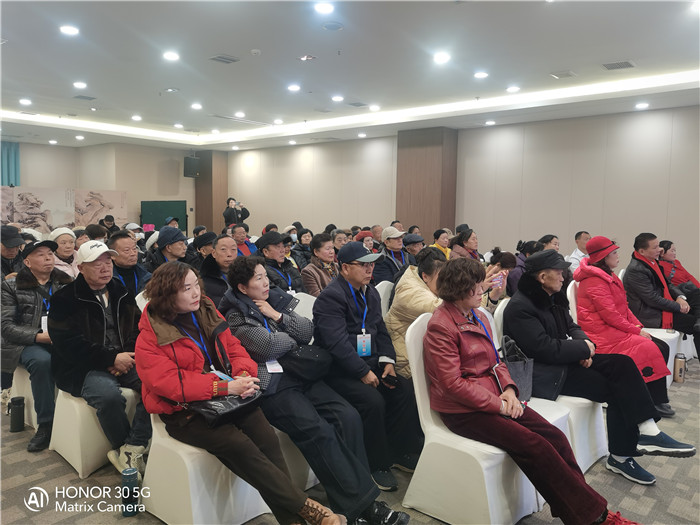 綿陽(yáng)中旅行假日旅行社2026年年會(huì)暨新品線路發(fā)布會(huì)圓滿(mǎn)舉行